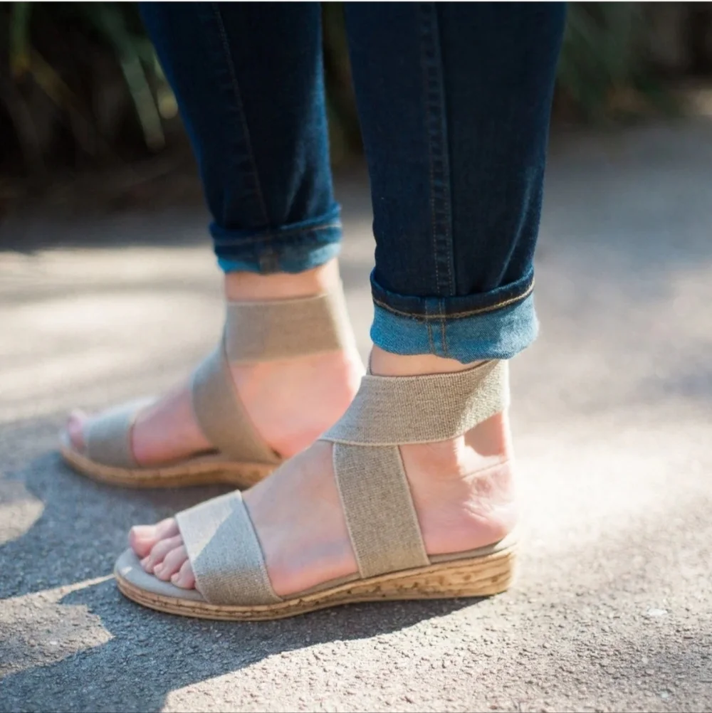 Charleston Shoe Co. Benjamin Espadrille Wedge Sandals Black - 9 - Picture 13 of 13